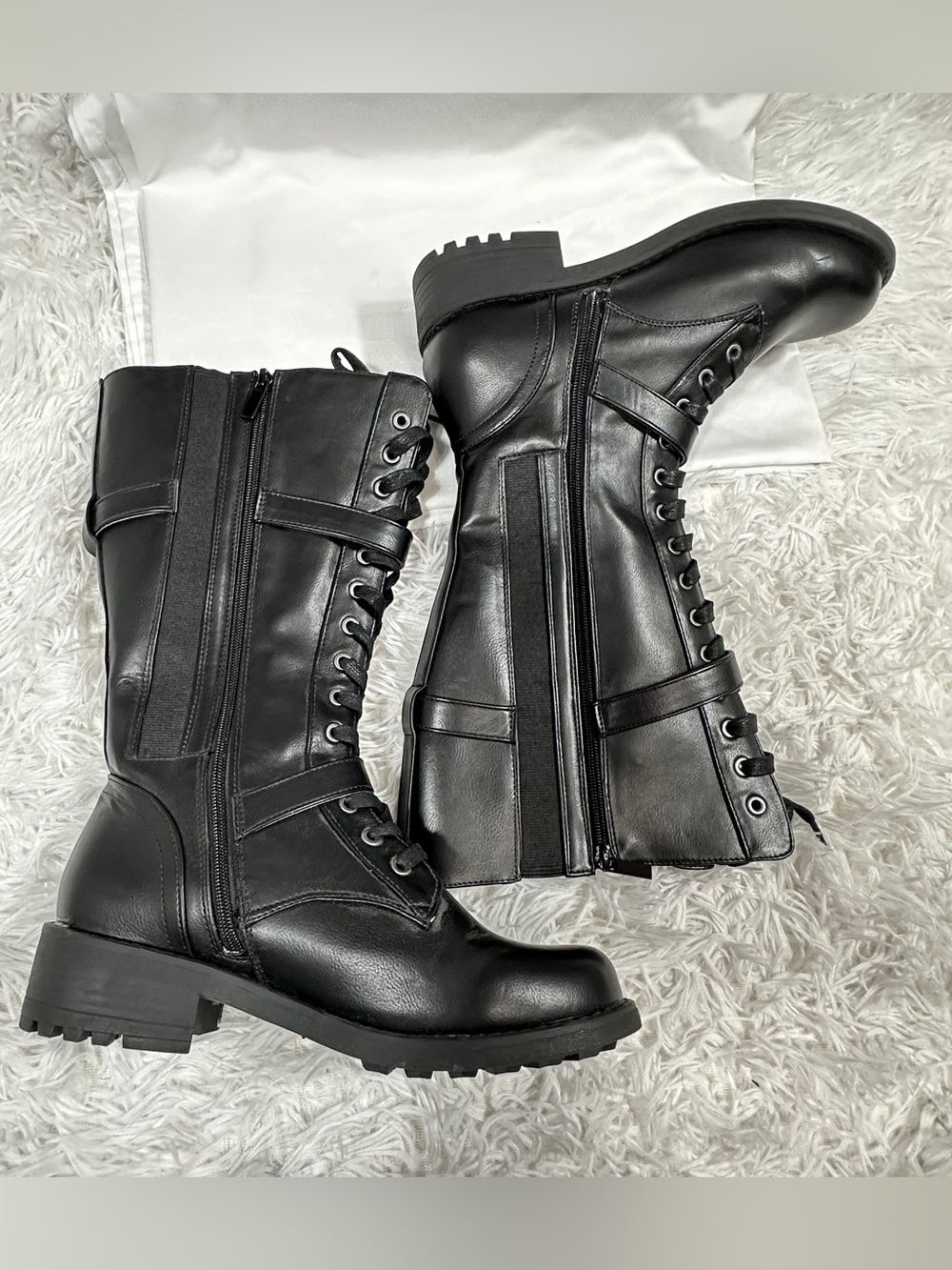 Torrid Women’s Black Combat Boots 10 WW Wide Lace Up Buckle Zipper Pouch - Picture 5 of 14